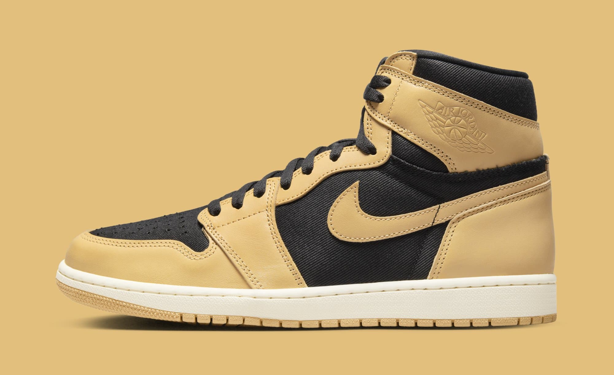 Air Jordan 1 High OG 'Heirloom' (Lateral)