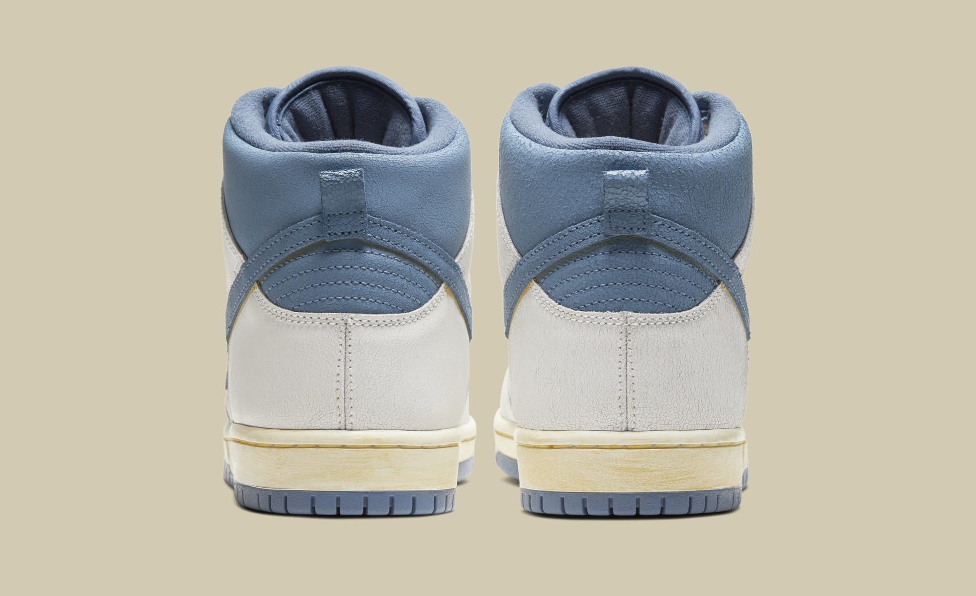 Atlas x Nike SB Dunk High CZ3334-100 Heel