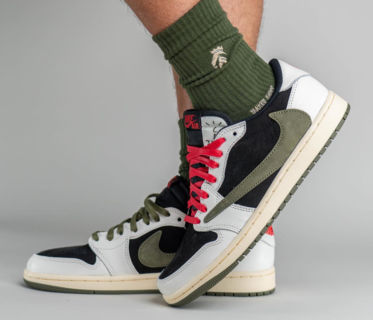 Travis Scott x Air Jordan 1 Low Women's 'Olive' DZ4137 106 Side