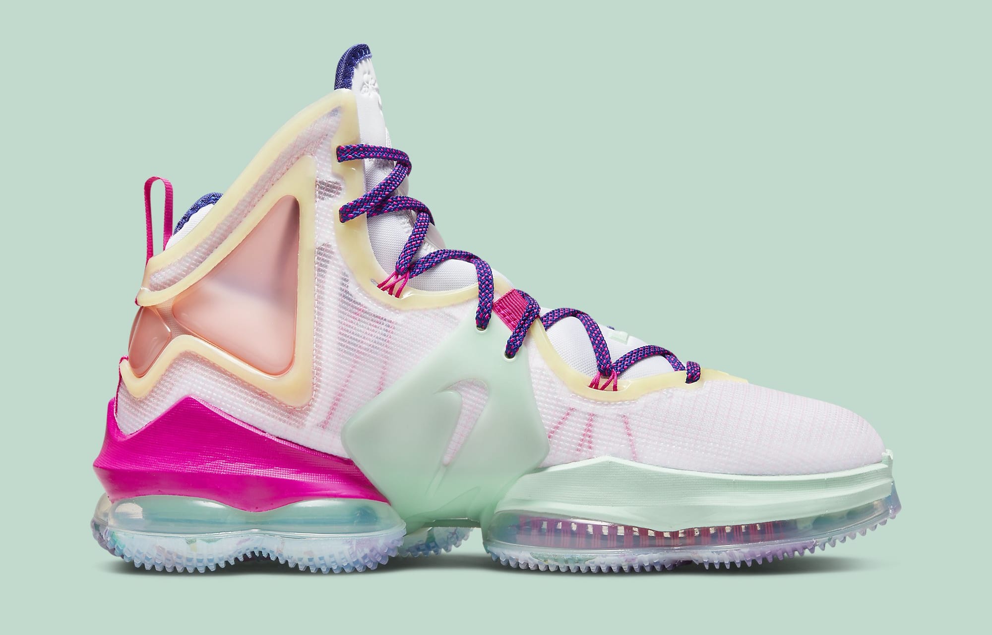 Lebron 19 all star clearance