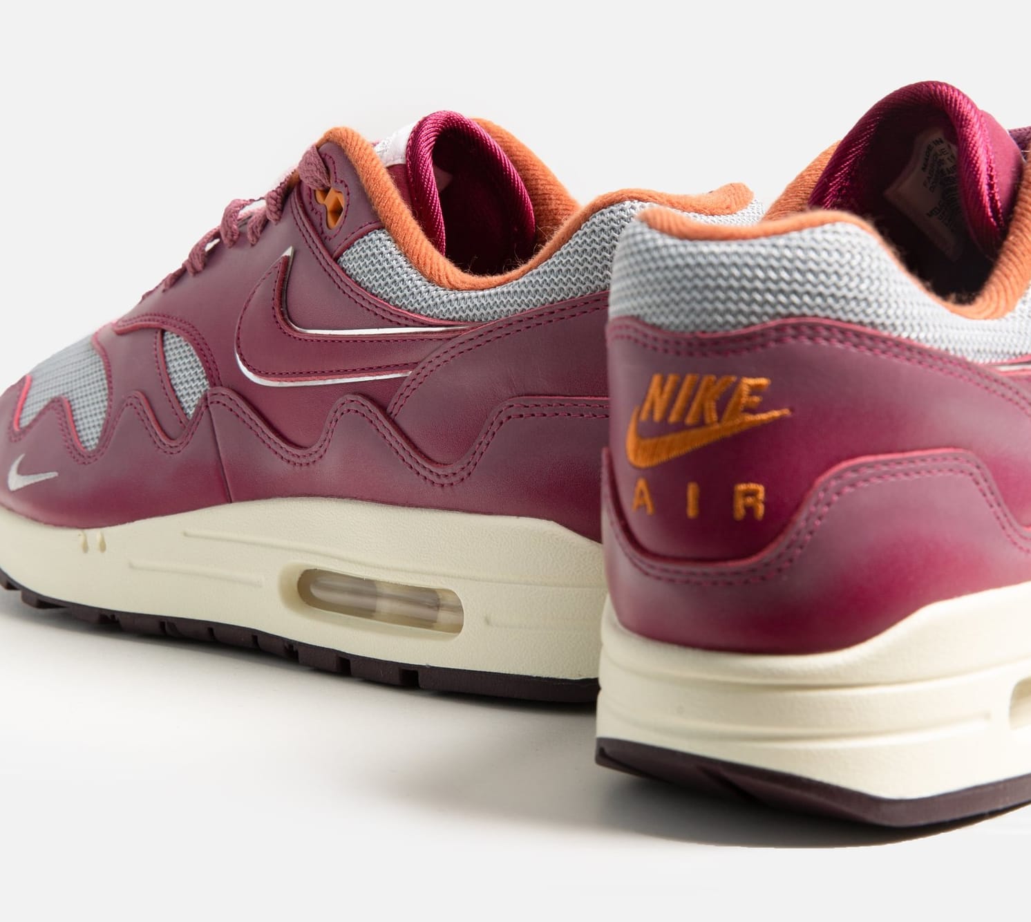 Patta x Nike Air Max 1 'Rush Maroon' Calcanhar