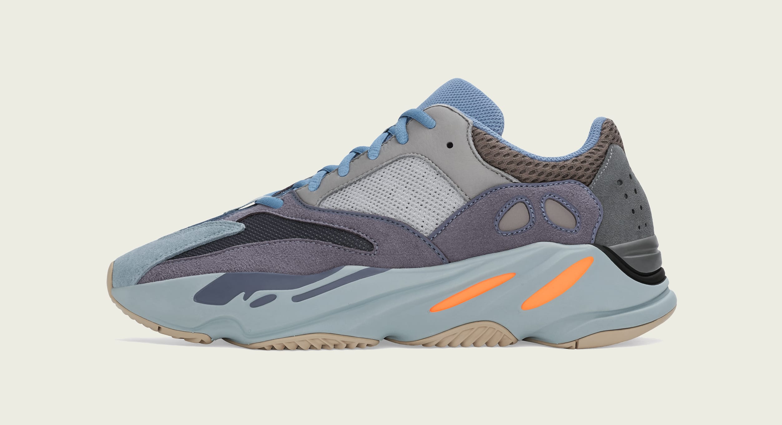 light blue yeezy 700