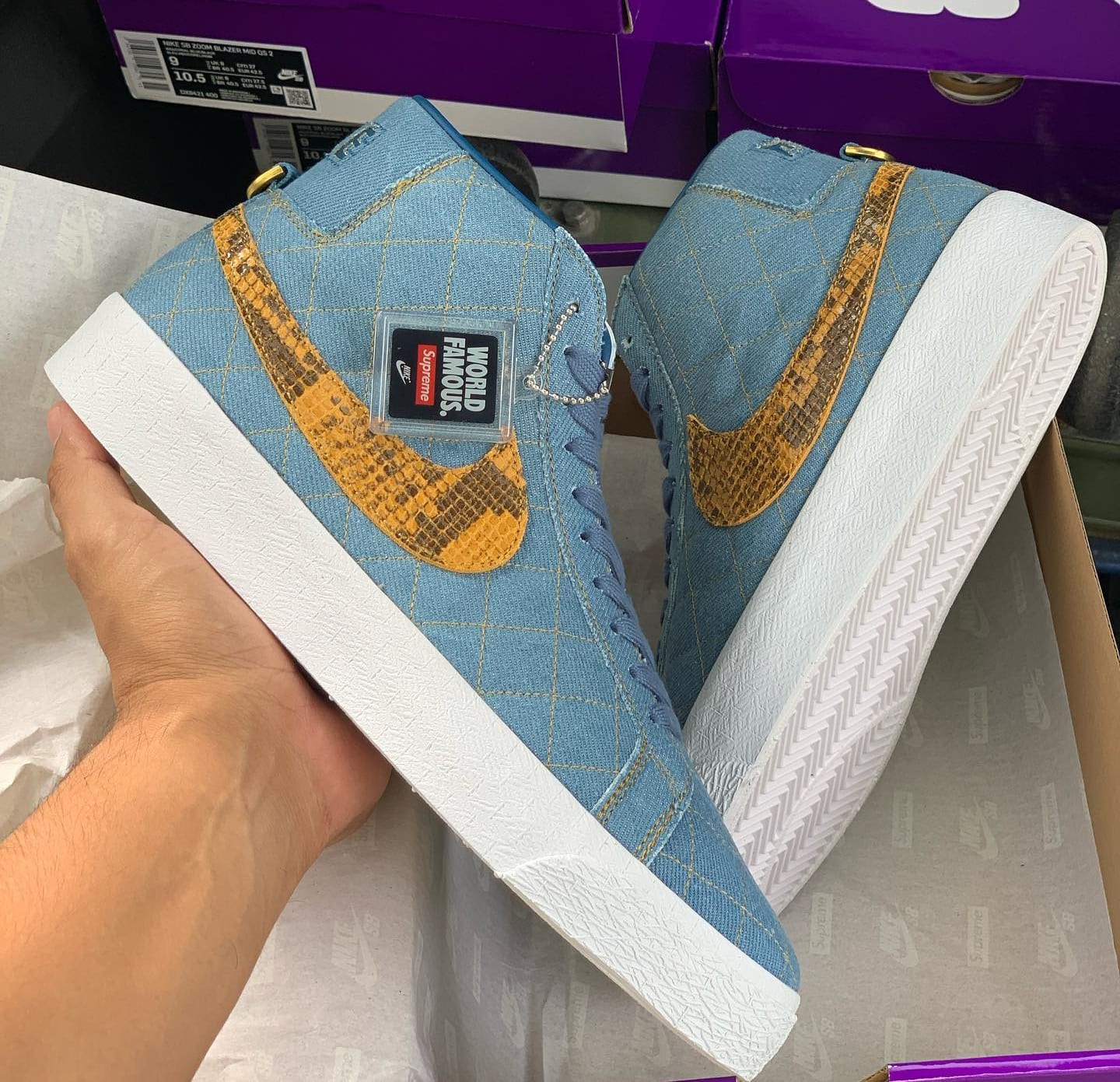Supreme x Nike SB Blazer Mid 'Denim' Lateral