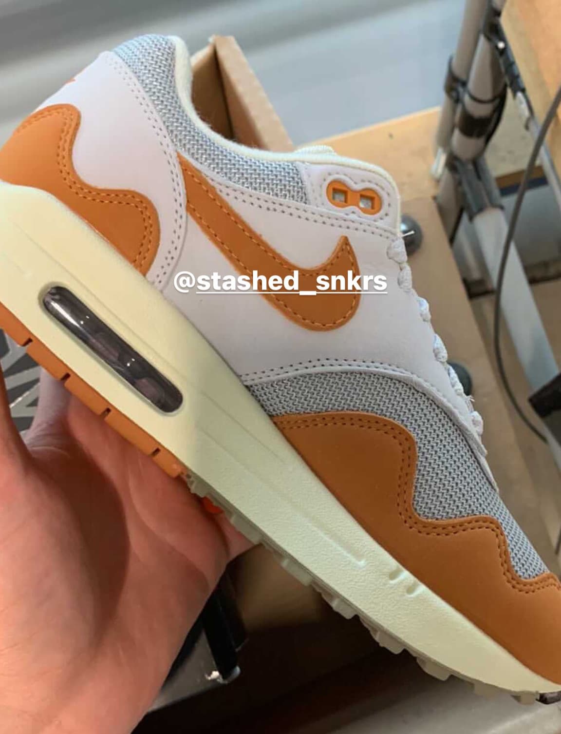 Patta x Nike Air Max 1 'Metallic Silver/Monarch/Platinum' (Medial)