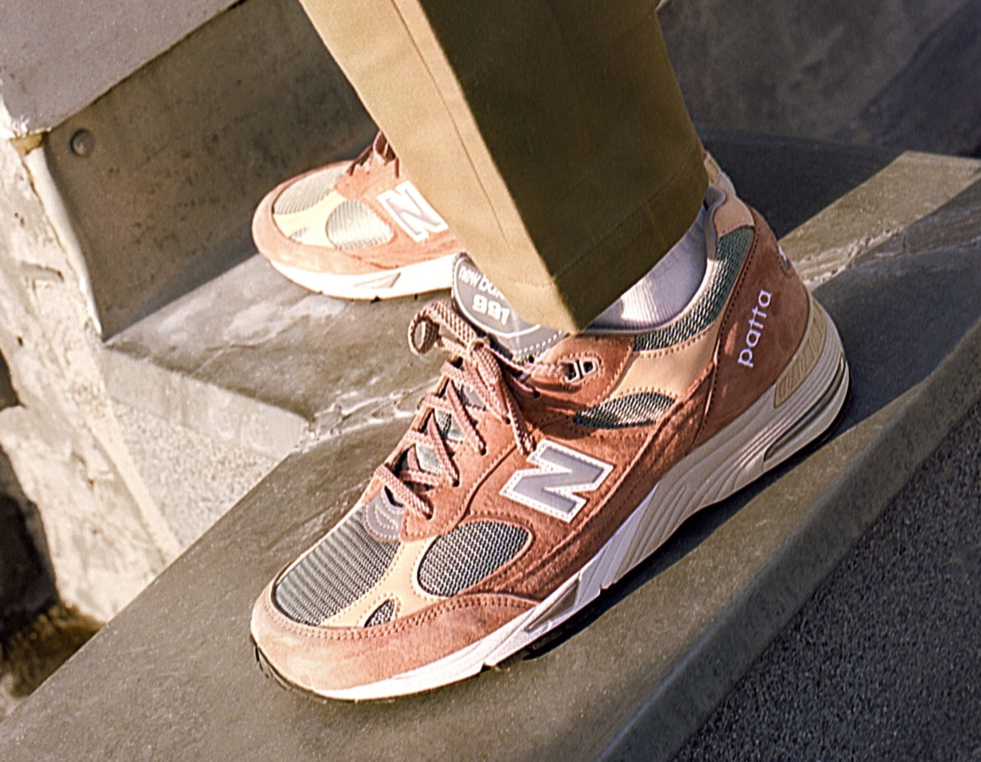 new balance 991 rose