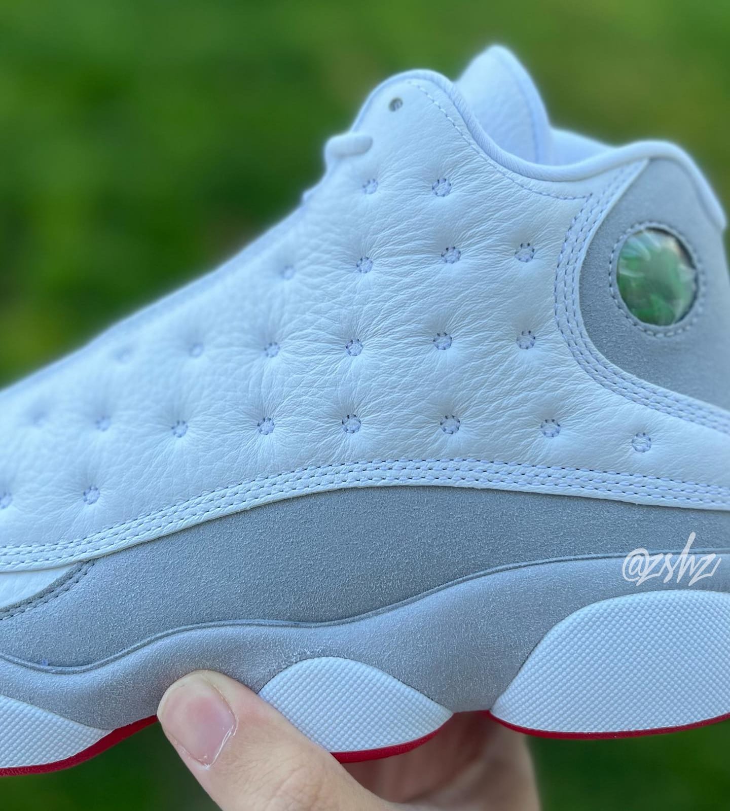Air Jordan 13 'Wolf Grey' Lateral