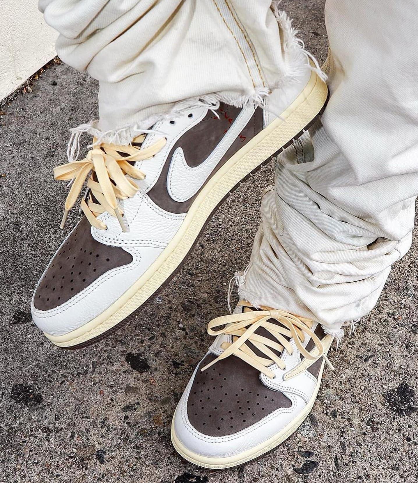 travis scott low jordan 1 release date