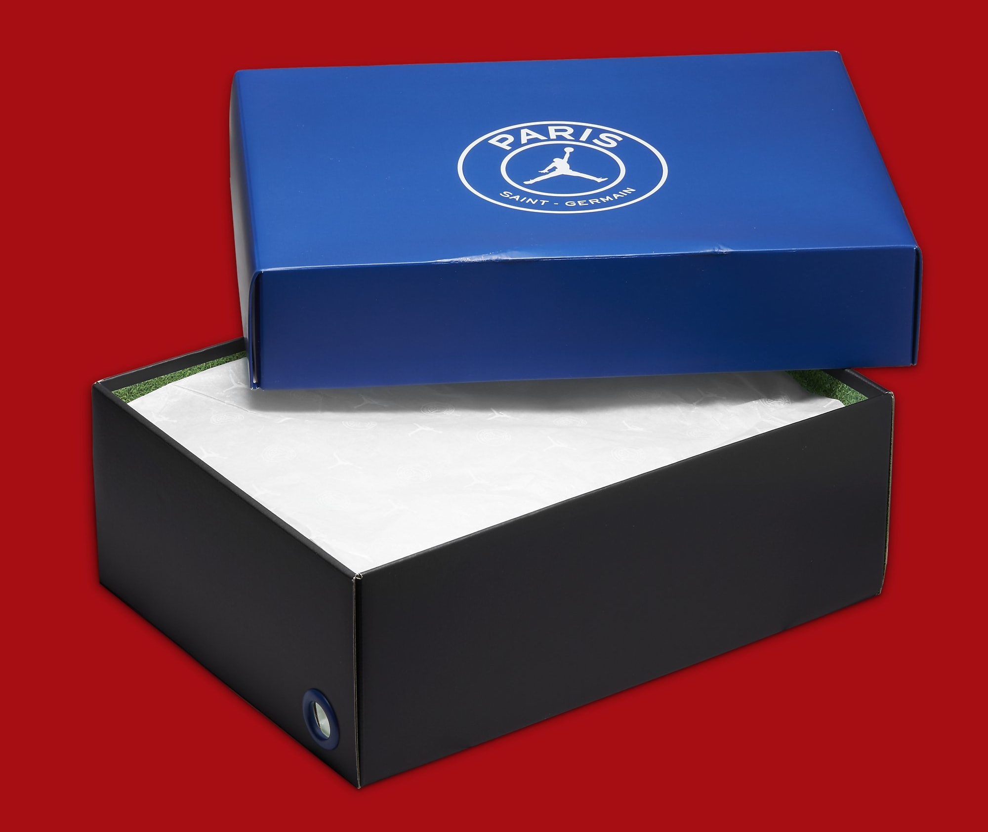 PSG x Air Jordan 7 Retro CZ0789-105 Box