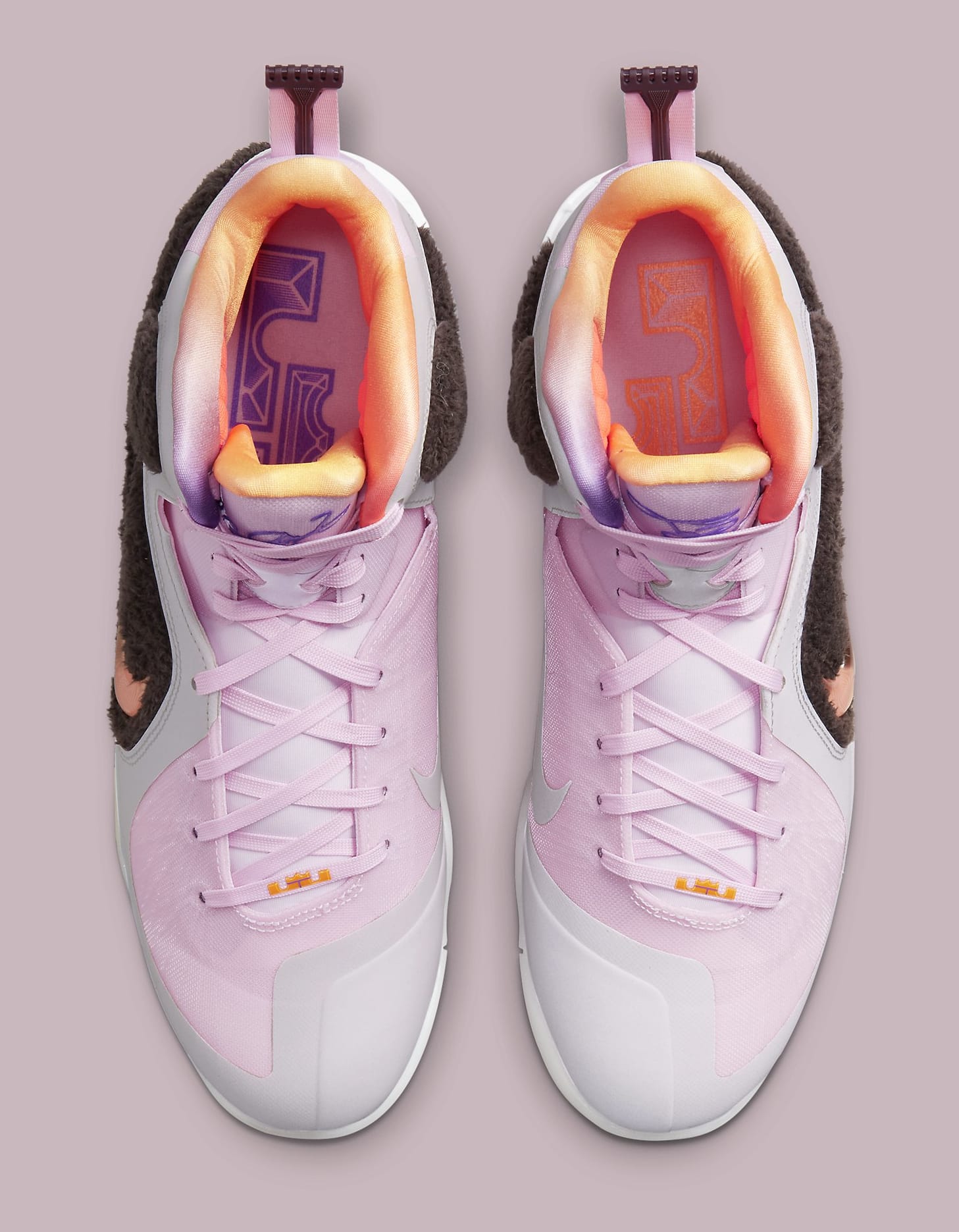Top Nike LeBron 9 'Regal Pink' DJ3908 600