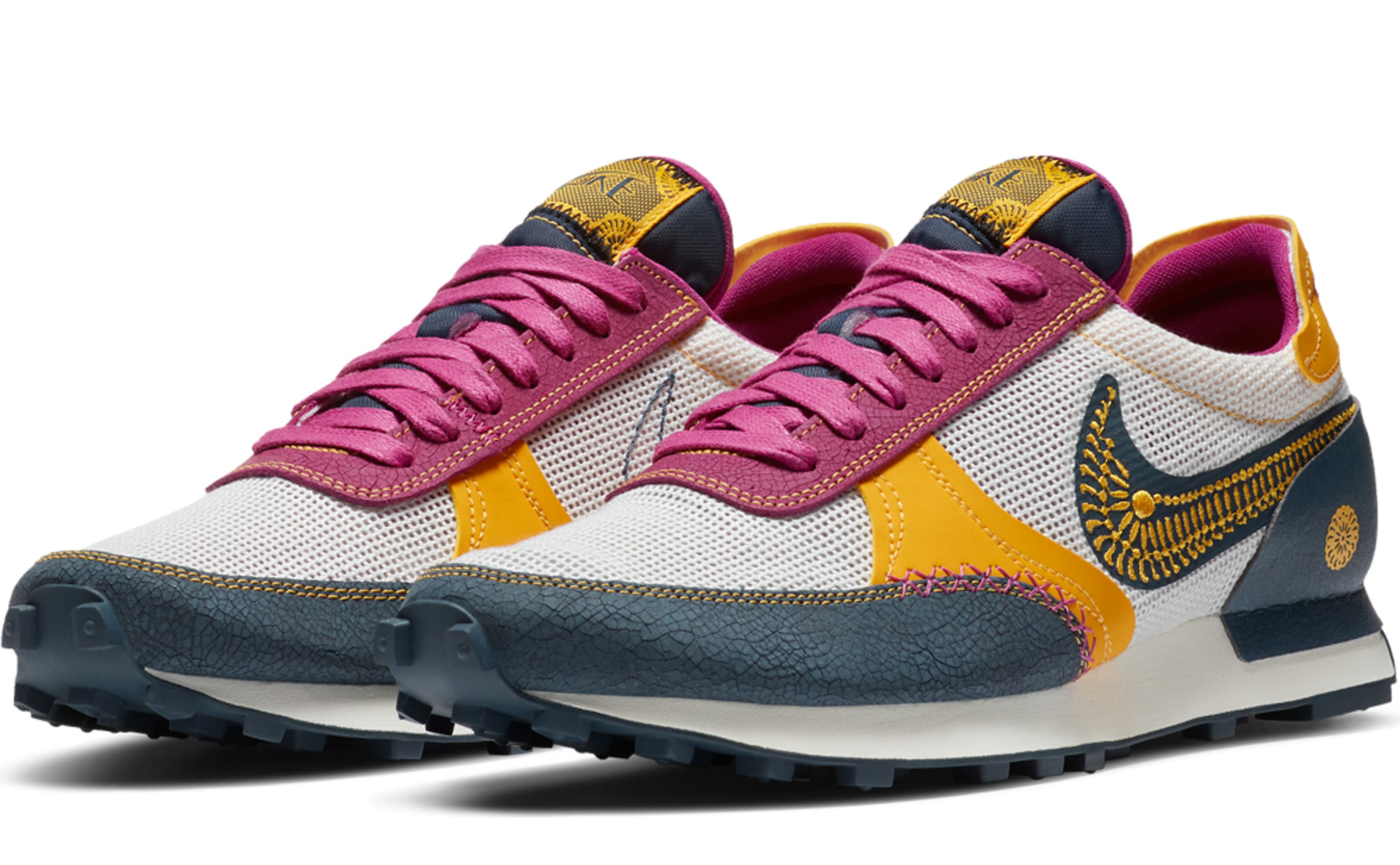 dia de los muertos nikes 2020