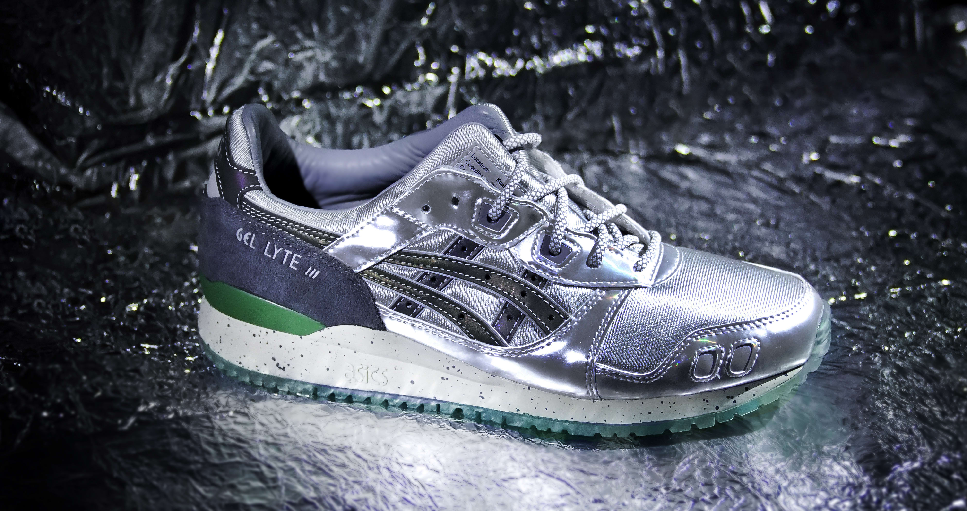 HUNDRED% x SneakerLAH x Asics Gel-Lyte 3 'Kuala Lumpur Twin Towers' Top