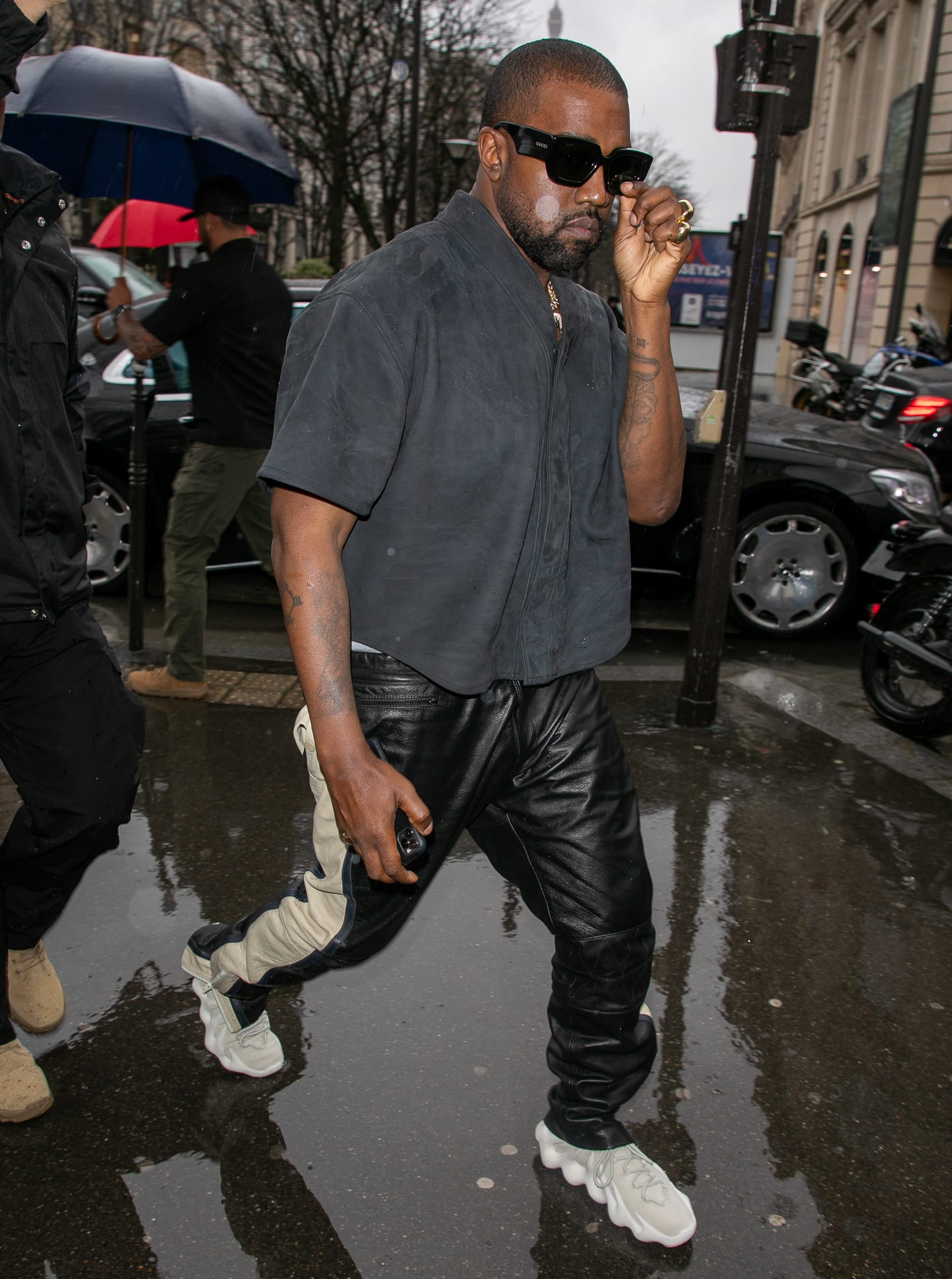 kanye wearing yeezy 350