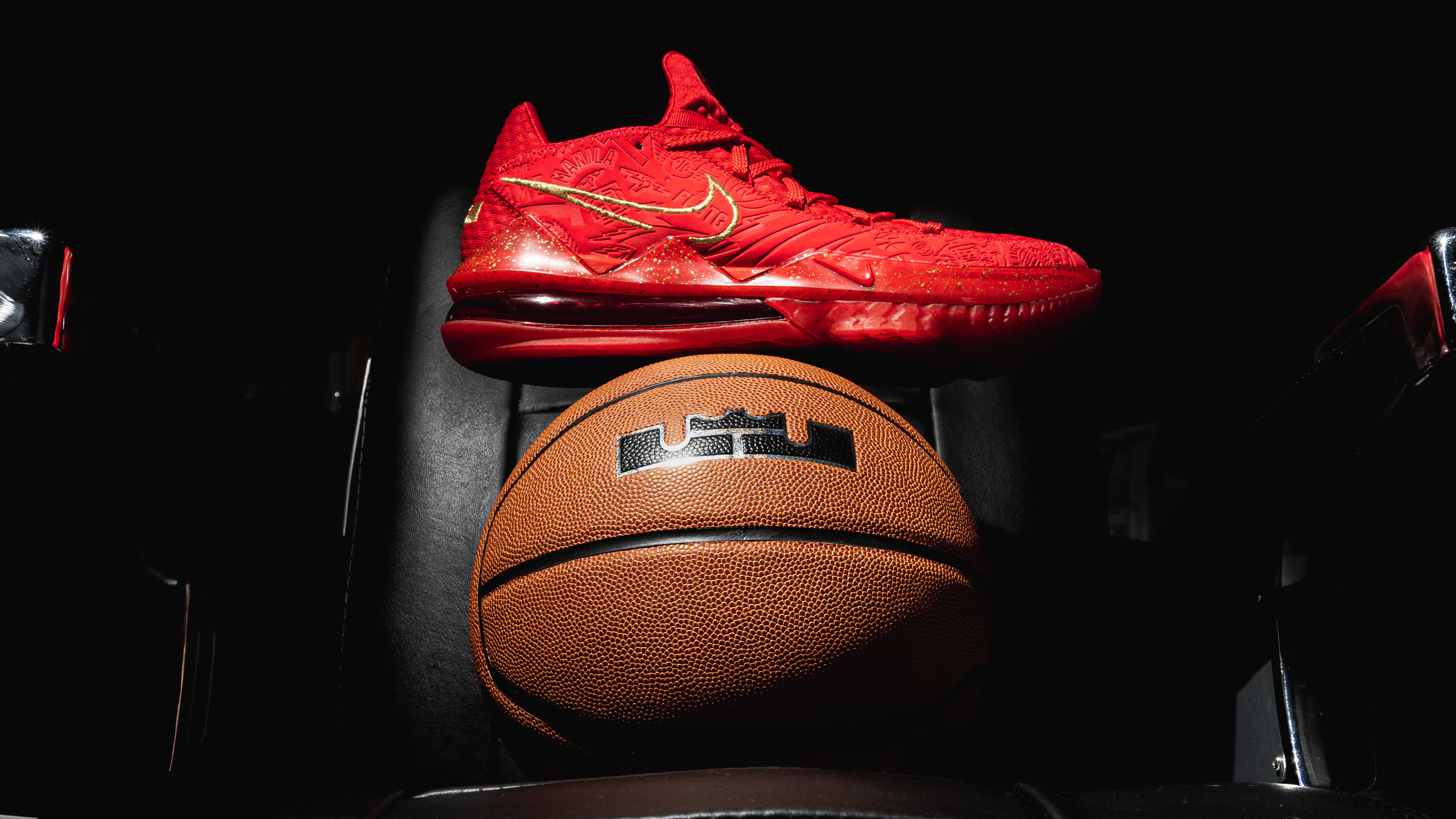 lebron titan red