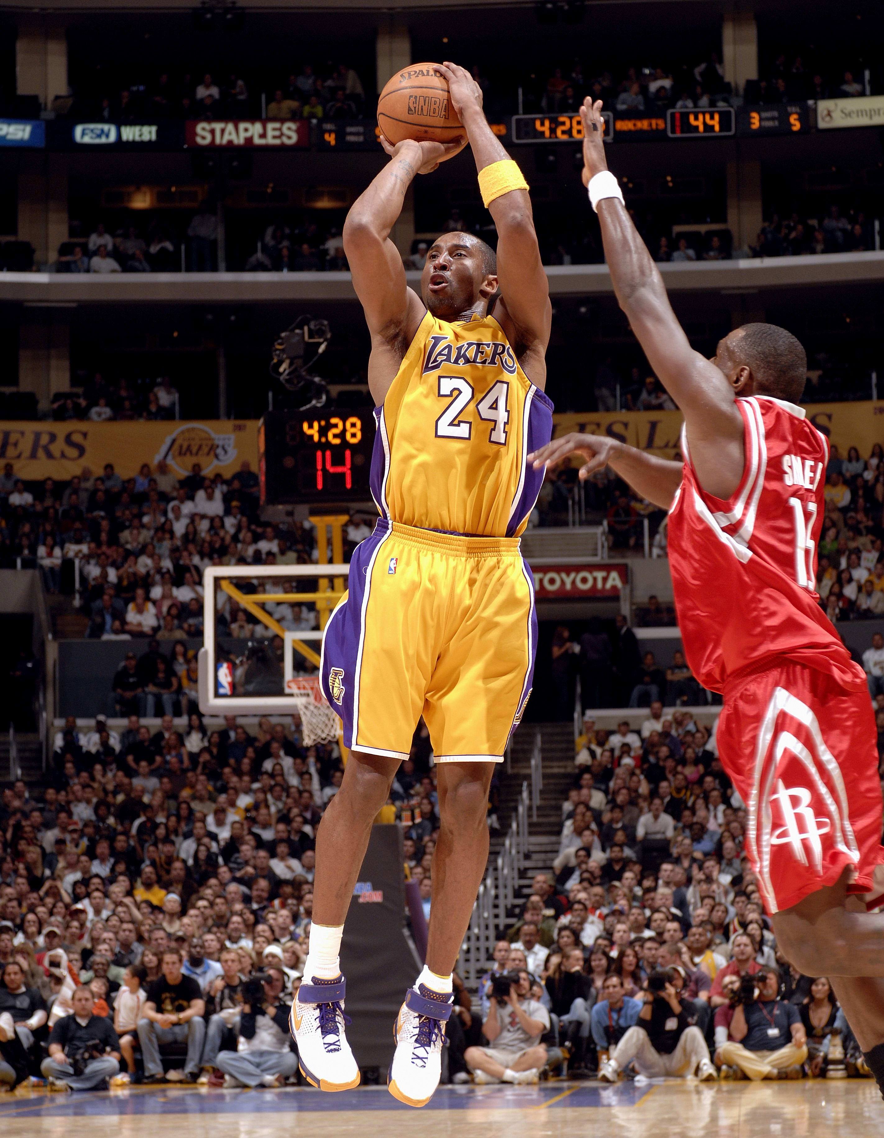 Kobe Bryants 81 Point Game In The Nike Kobe Turns 15 Years Old