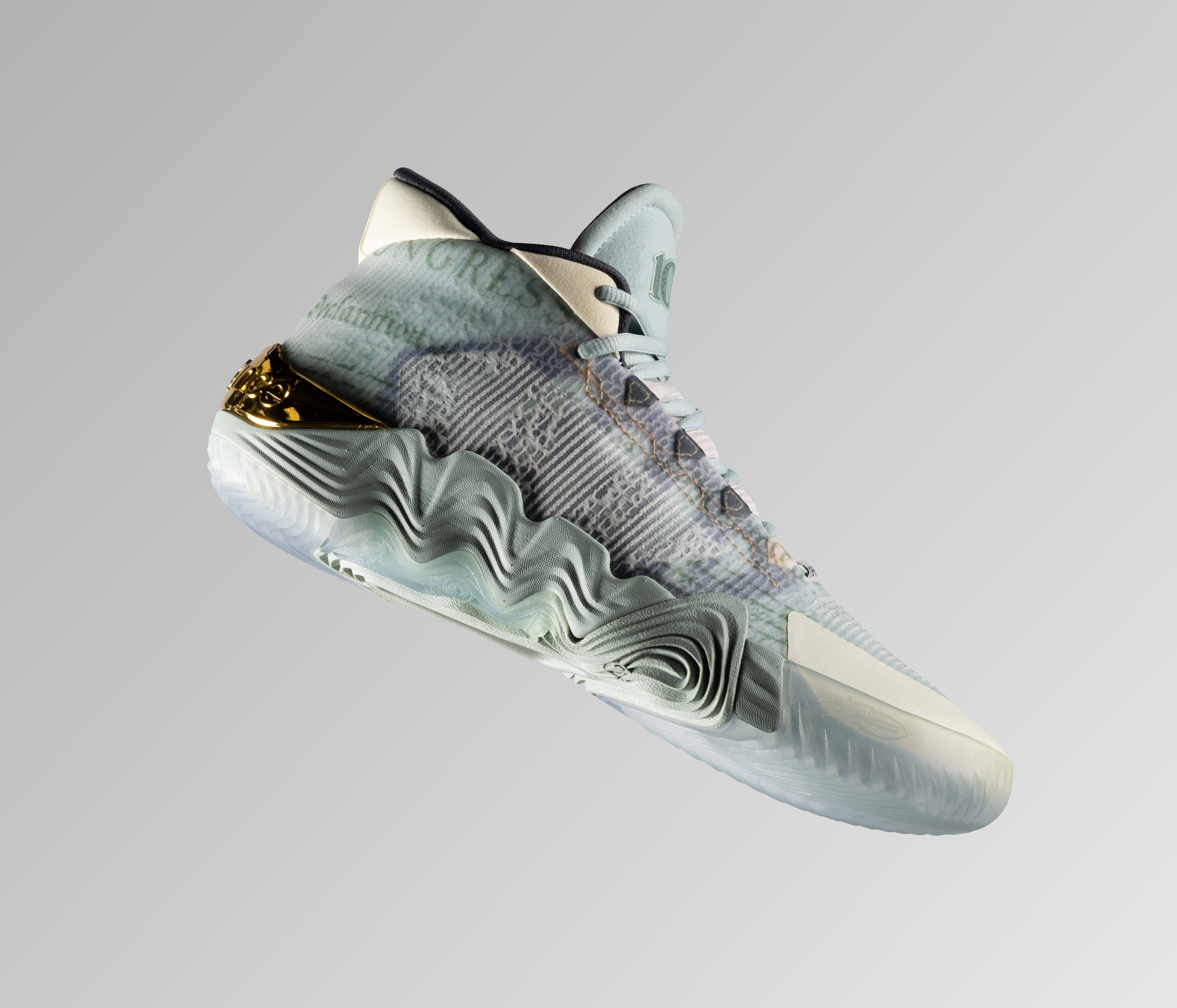 Kawhi leonard shoes tonight