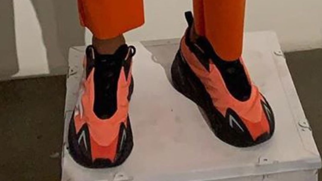 Adidas Yeezy Boost 700 VX 'Orange' 2
