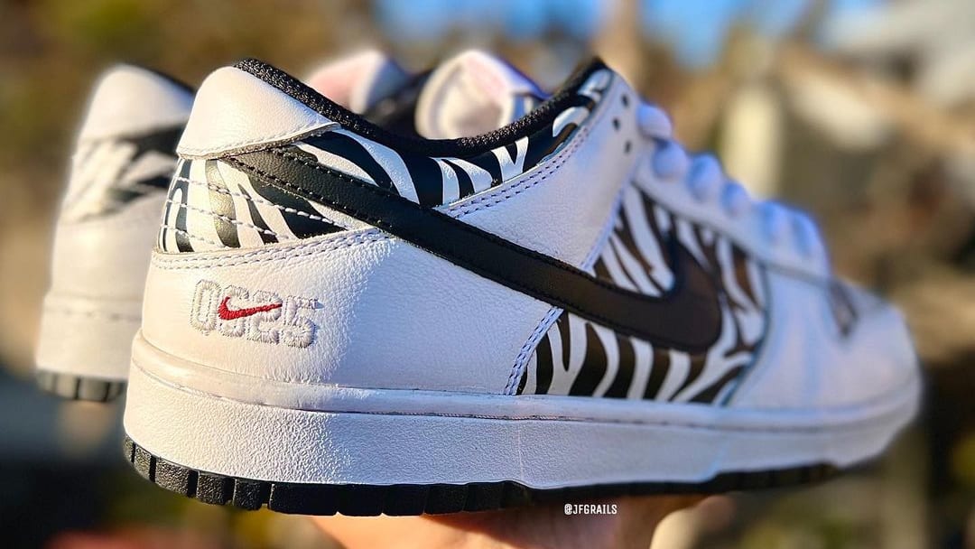 nike sb dunk quartersnacks zebra