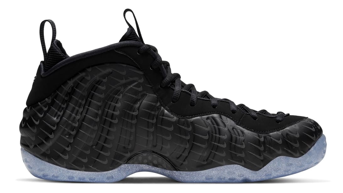 foamposite nike swoosh