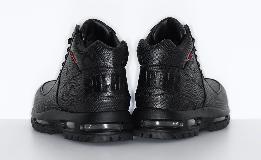nike x supreme goadome