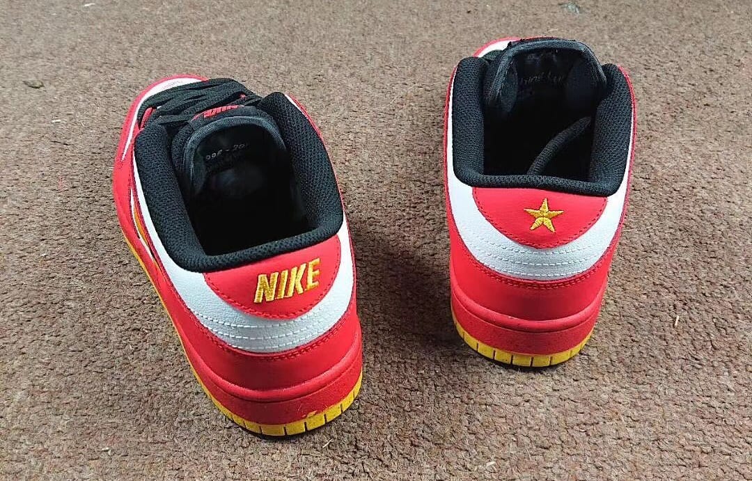 Nike SB Dunk Low 'Vietnam' Heel