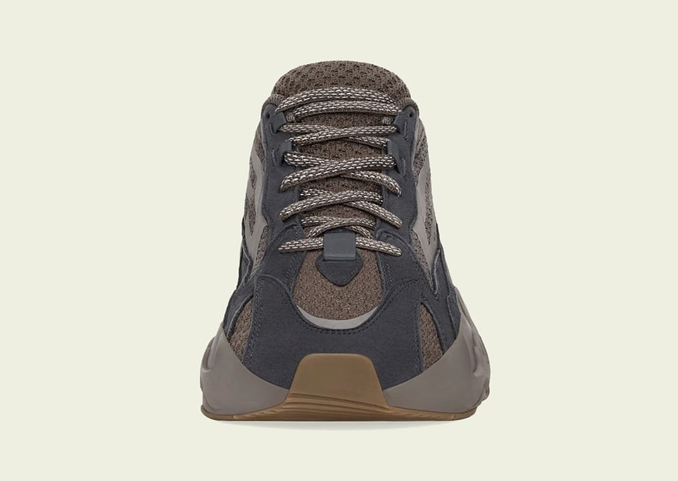 Yeezy mauve size 5 hot sale