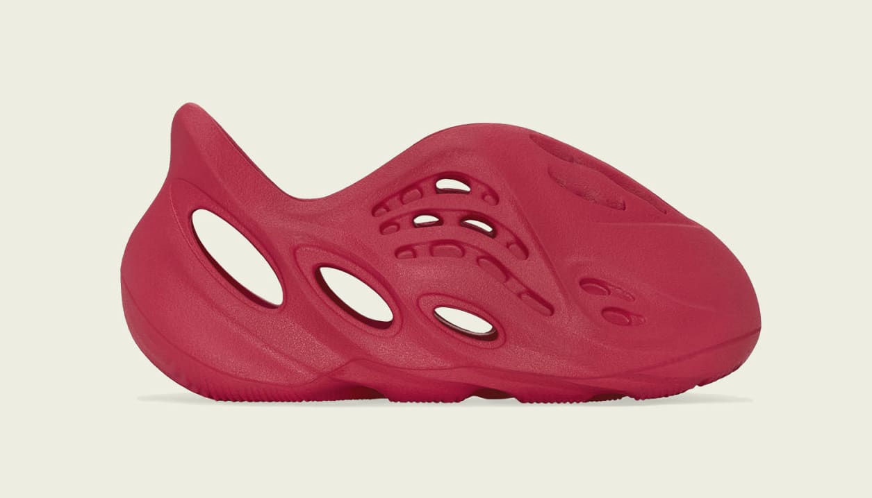 Adidas Yeezy Foam Runner 'Vermilion' Infant GX1137 Lateral