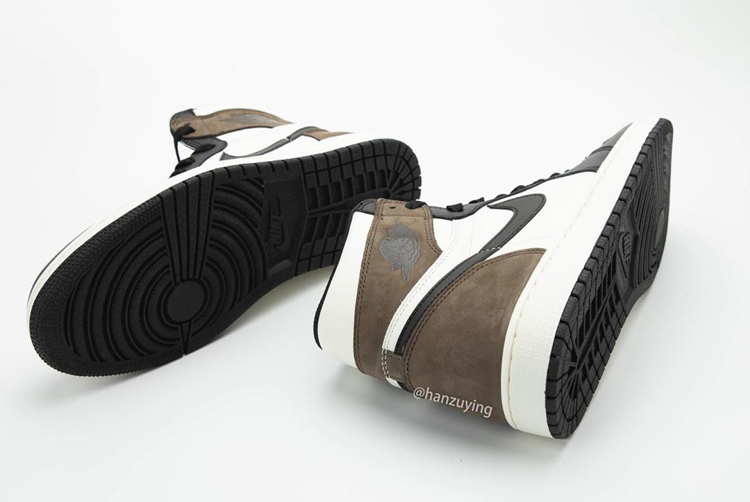 Air Jordan 1 Retro High OG 'Dark Mocha' 555088-105 Side