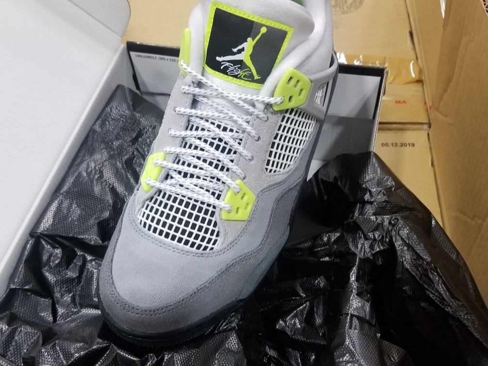 air jordan 4 air max 95 neon