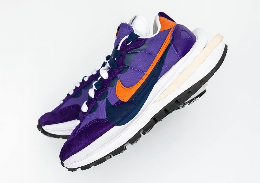 Sacai x Nike Vaporwaffle 'Dark Iris/Campfire Orange-White' Lateral