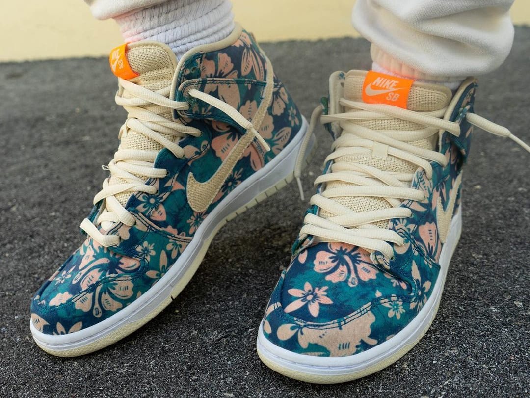 Nike SB Dunk High 'Hawaii' Sail/Blue/Green Aqua CZ2232-300 (Front 2)