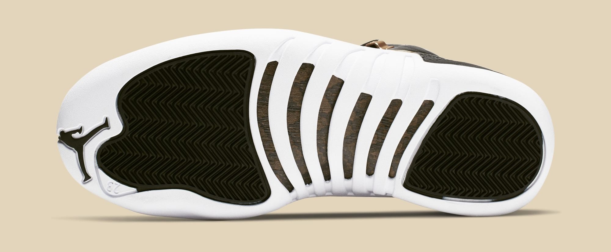 wmns air jordan 12 reptile