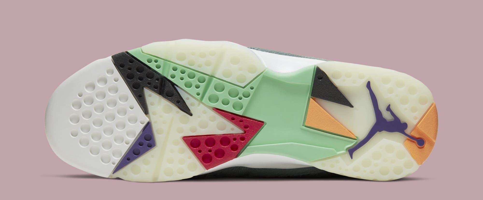 Air Jordan 7 &quot;Hare 2.0&quot; Release Date Revealed: Photos