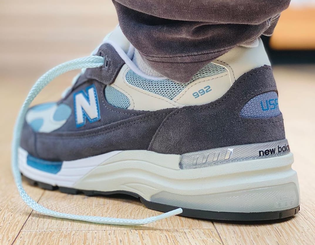 new balance 992 bordeaux Cinosural International School
