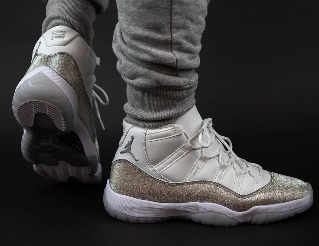 nike offline vast grey on feet