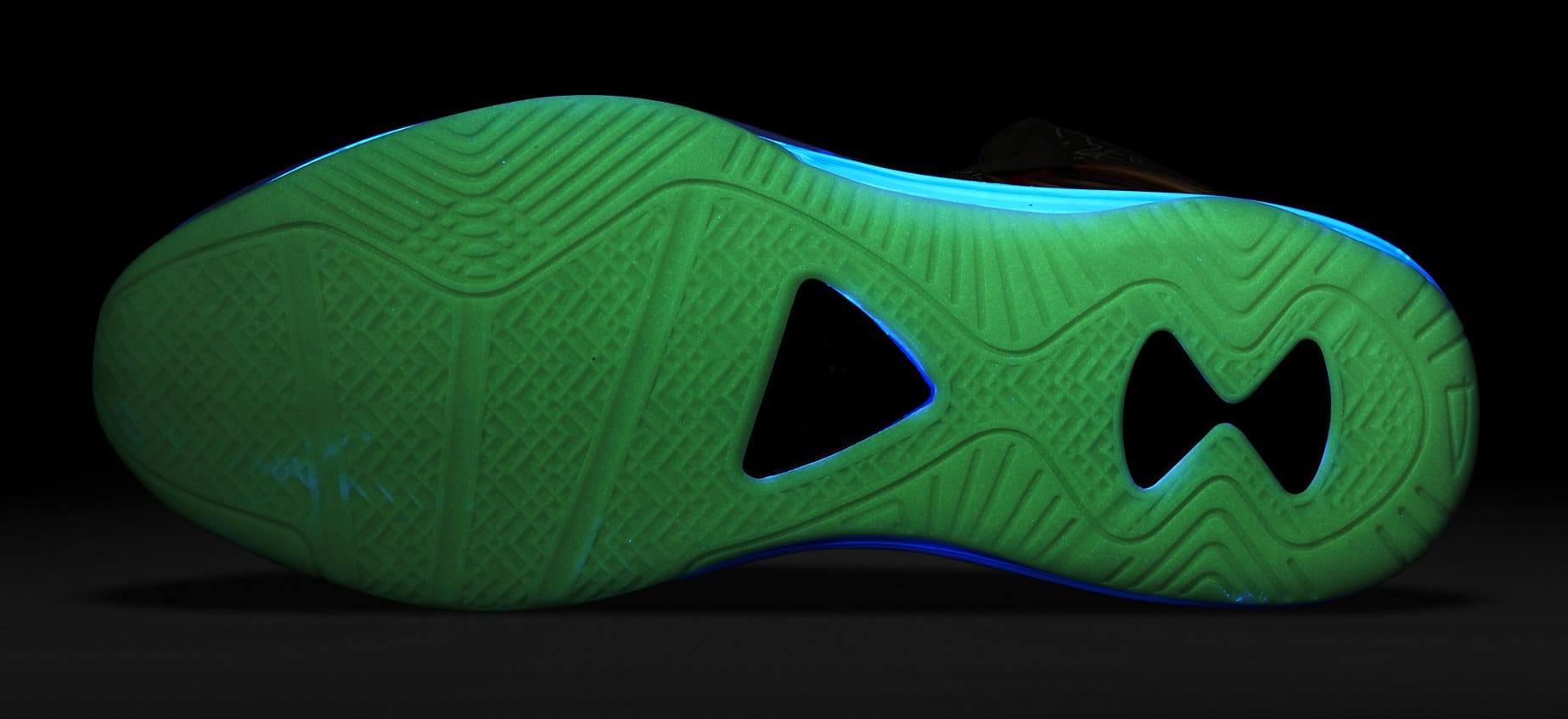 lebron 8 space jam glow in the dark