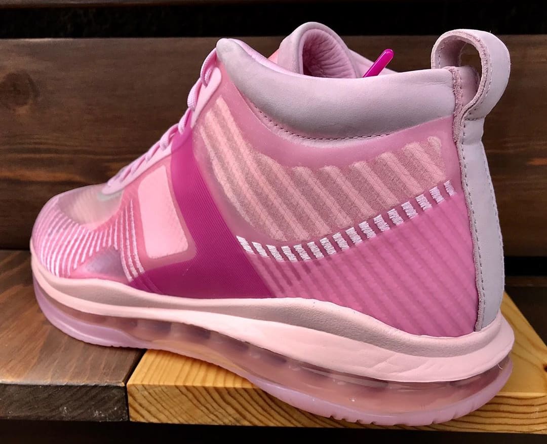 pink lebron james