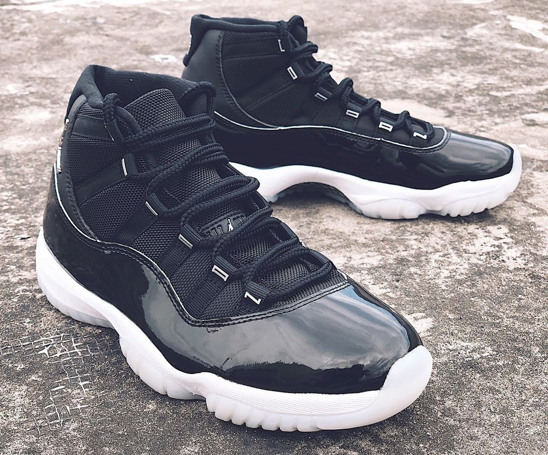 retro 11 black