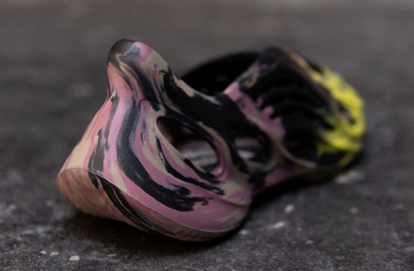 yeezy foam runner heel