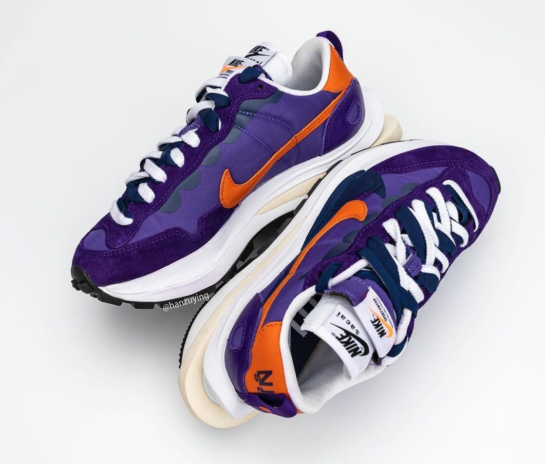 Sacai x Nike Vaporwaffle 'Dark Iris/Campfire Orange-White' Medial