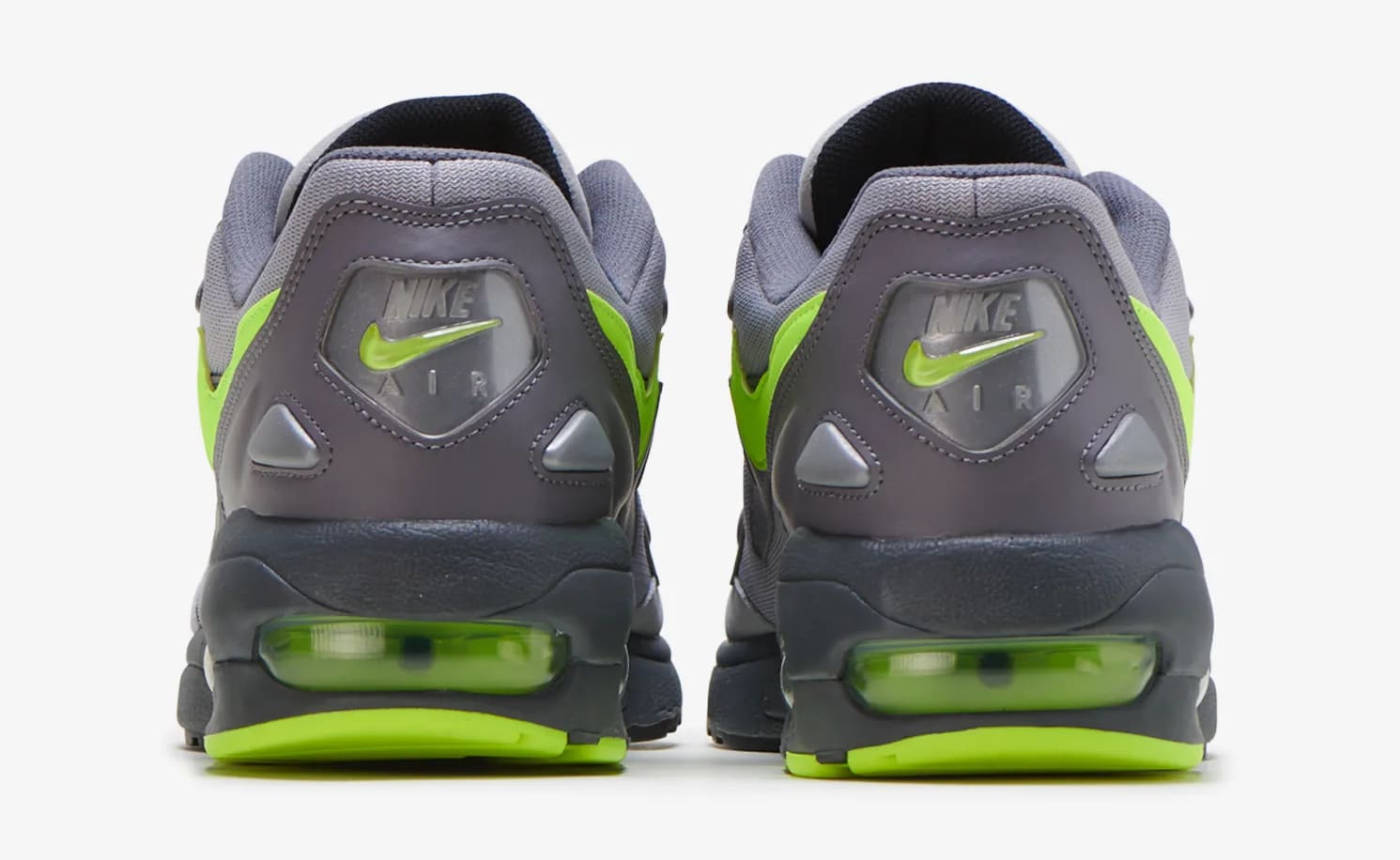 Nike Air Max2 Light Mimics A Classic OG Colorway: Official Photos