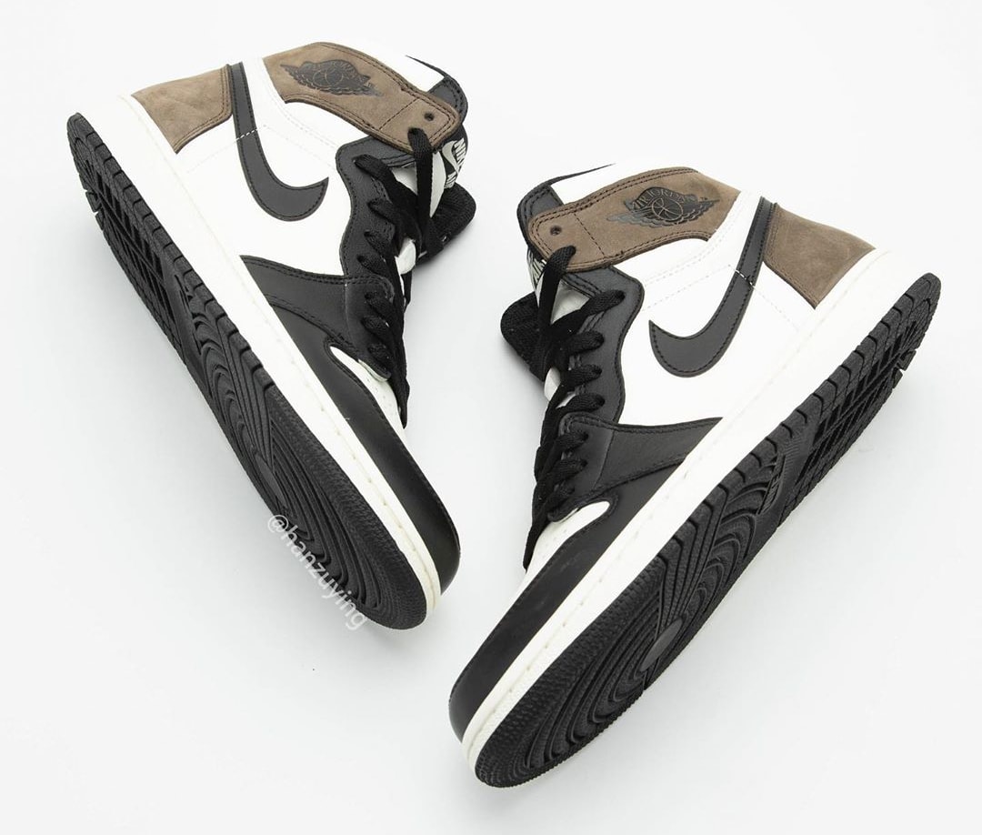 Air Jordan 1 Retro High OG 'Dark Mocha' 555088-105 Side