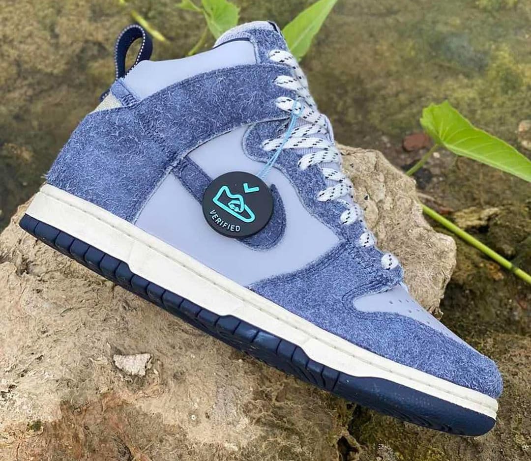 Notre x Nike Dunk High 'Pearl White/Blue Void-Grand Purple' (Lateral 2)