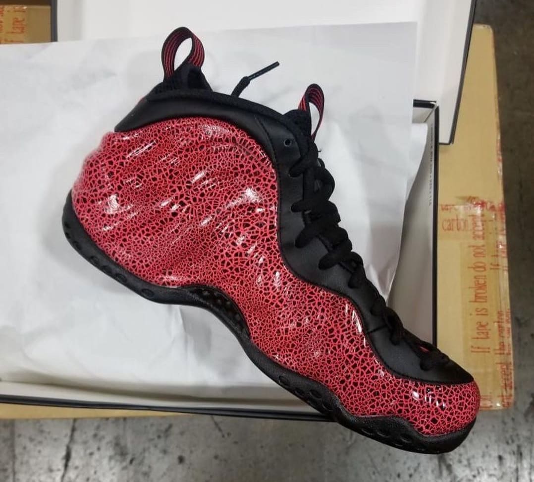 black crimson foamposites