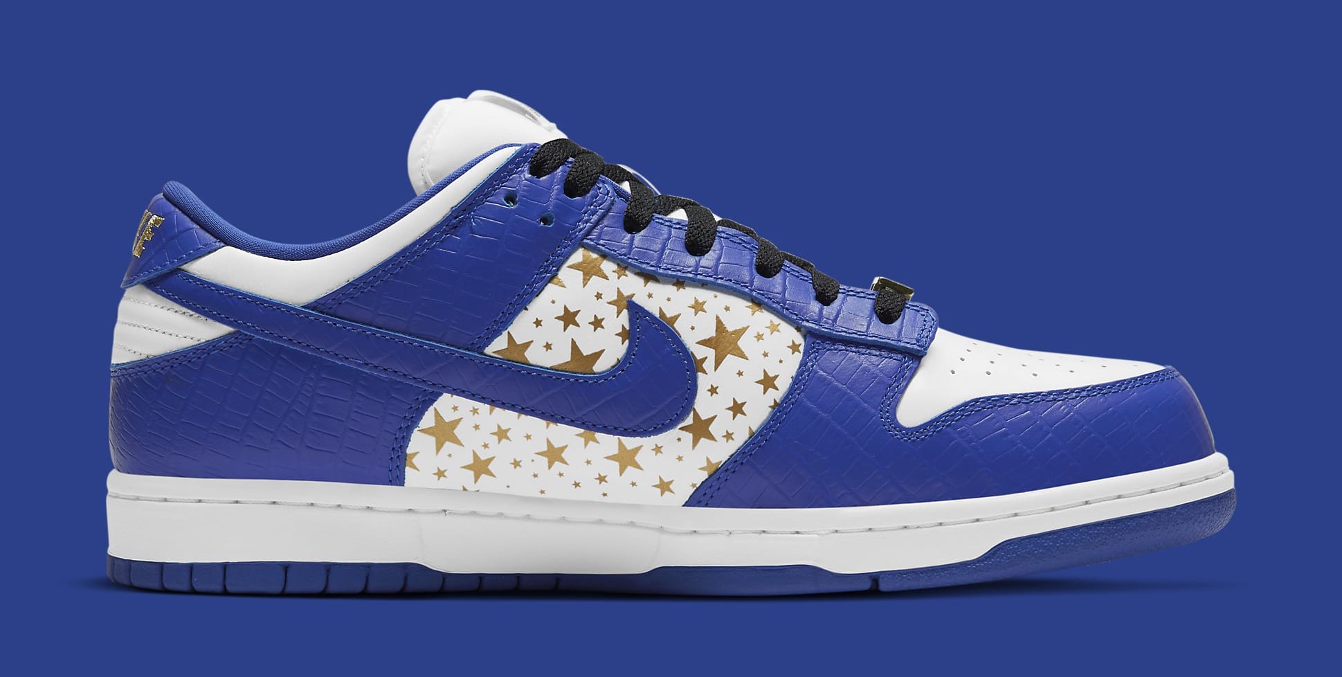 Supreme x Nike SB Dunk Low 'Hyper Royal' DH3228-100 Medial