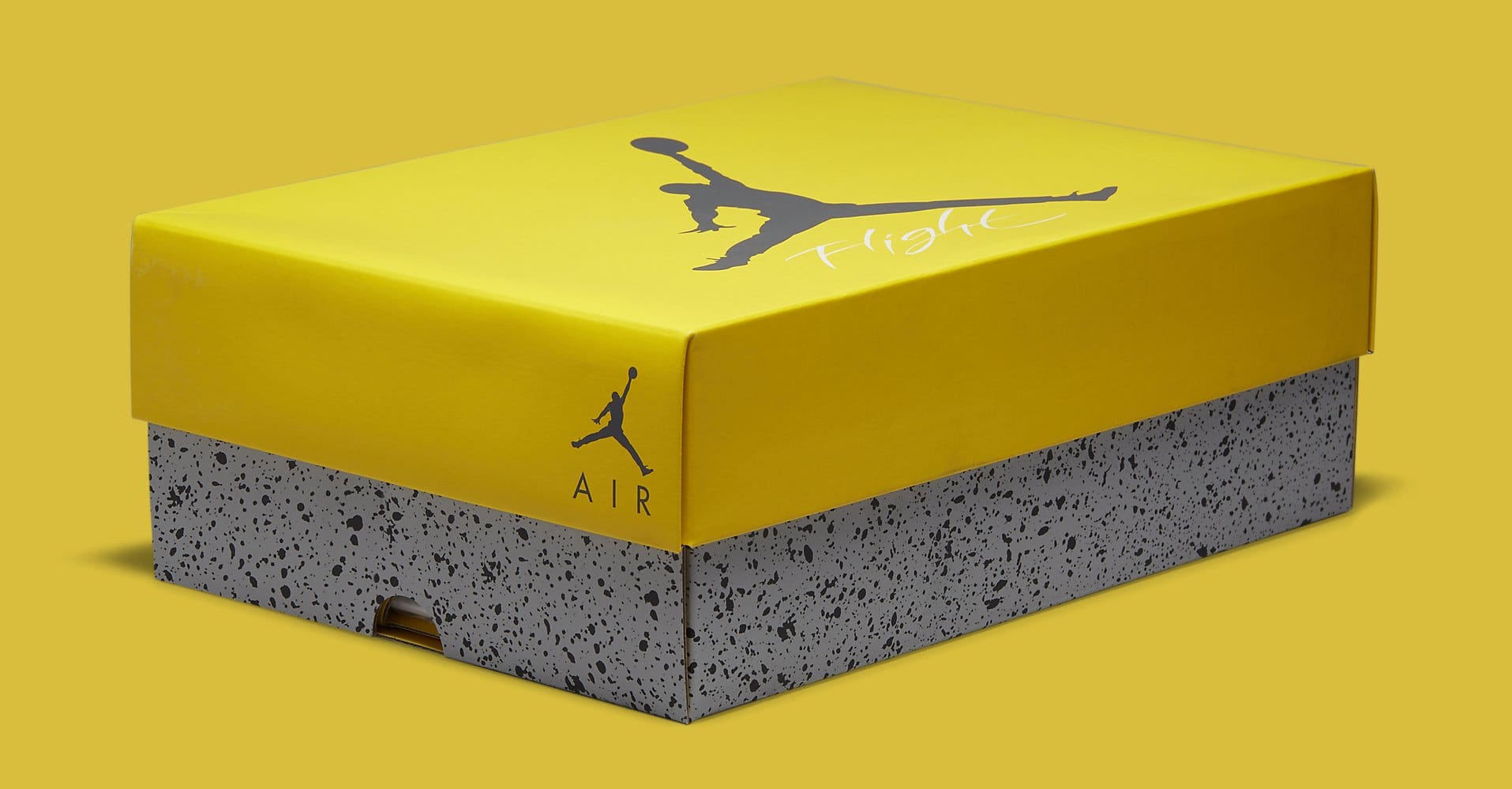 Air Jordan 4 Retro 'Lightning' CT8527-700 Box