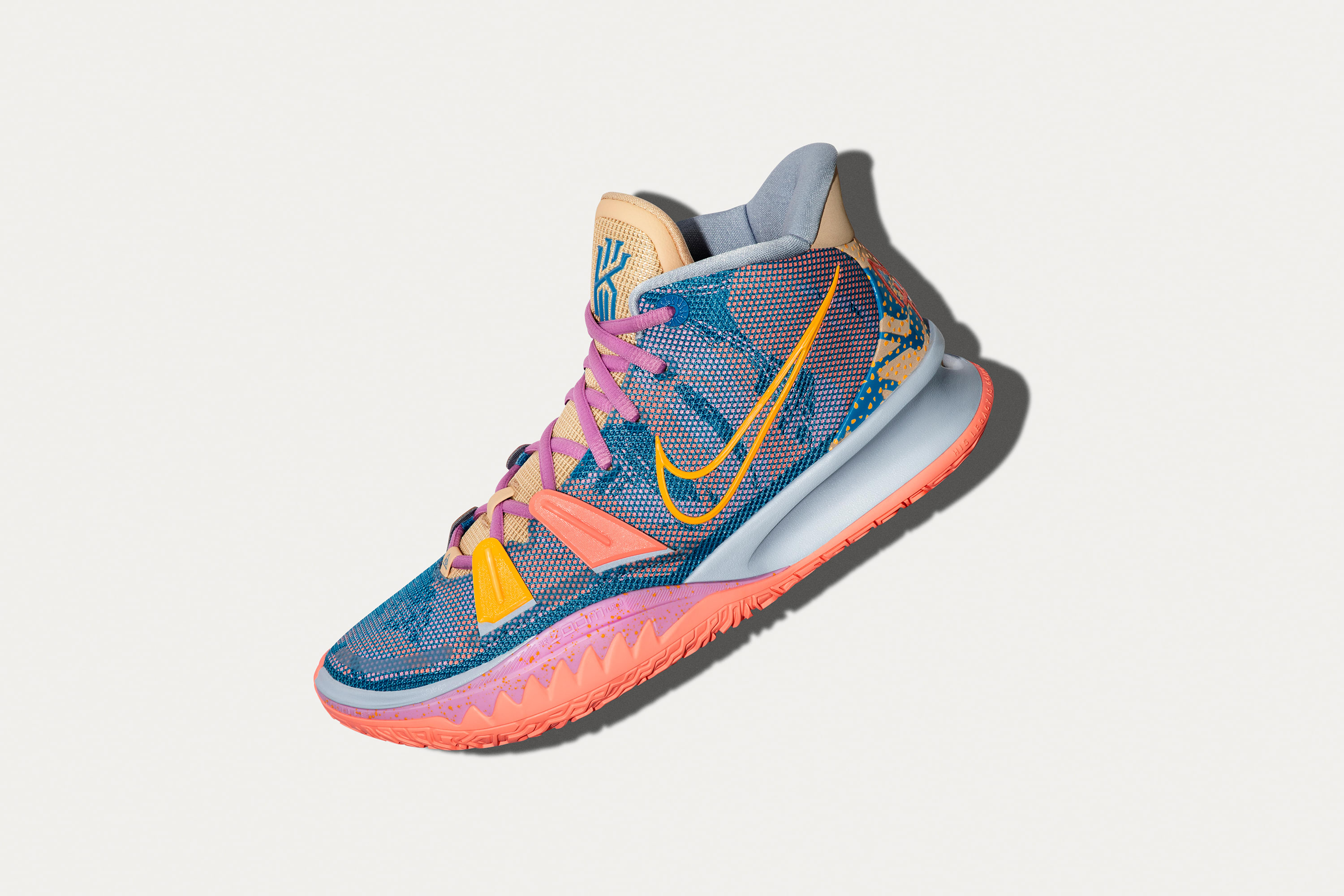 Nike Kyrie 7 Preheat 'Expressions' Side