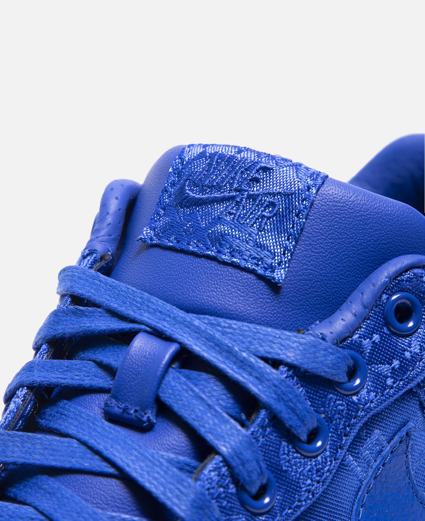 royal blue sneakers nike