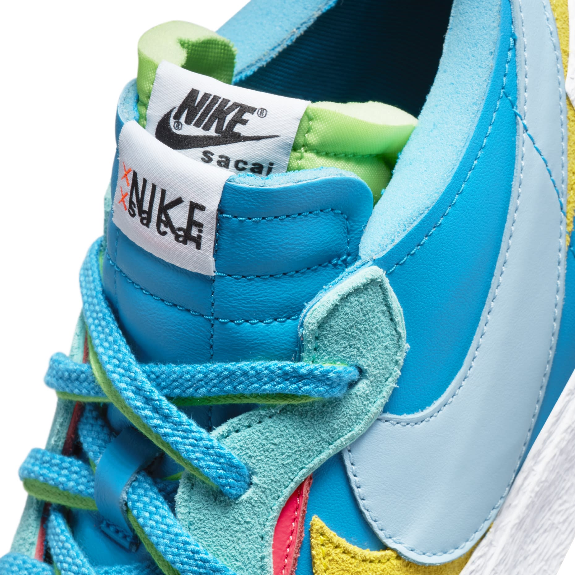 Kaws x Sacai x Nike Blazer Laag 'Blauw' DM7901-400 (Tong)