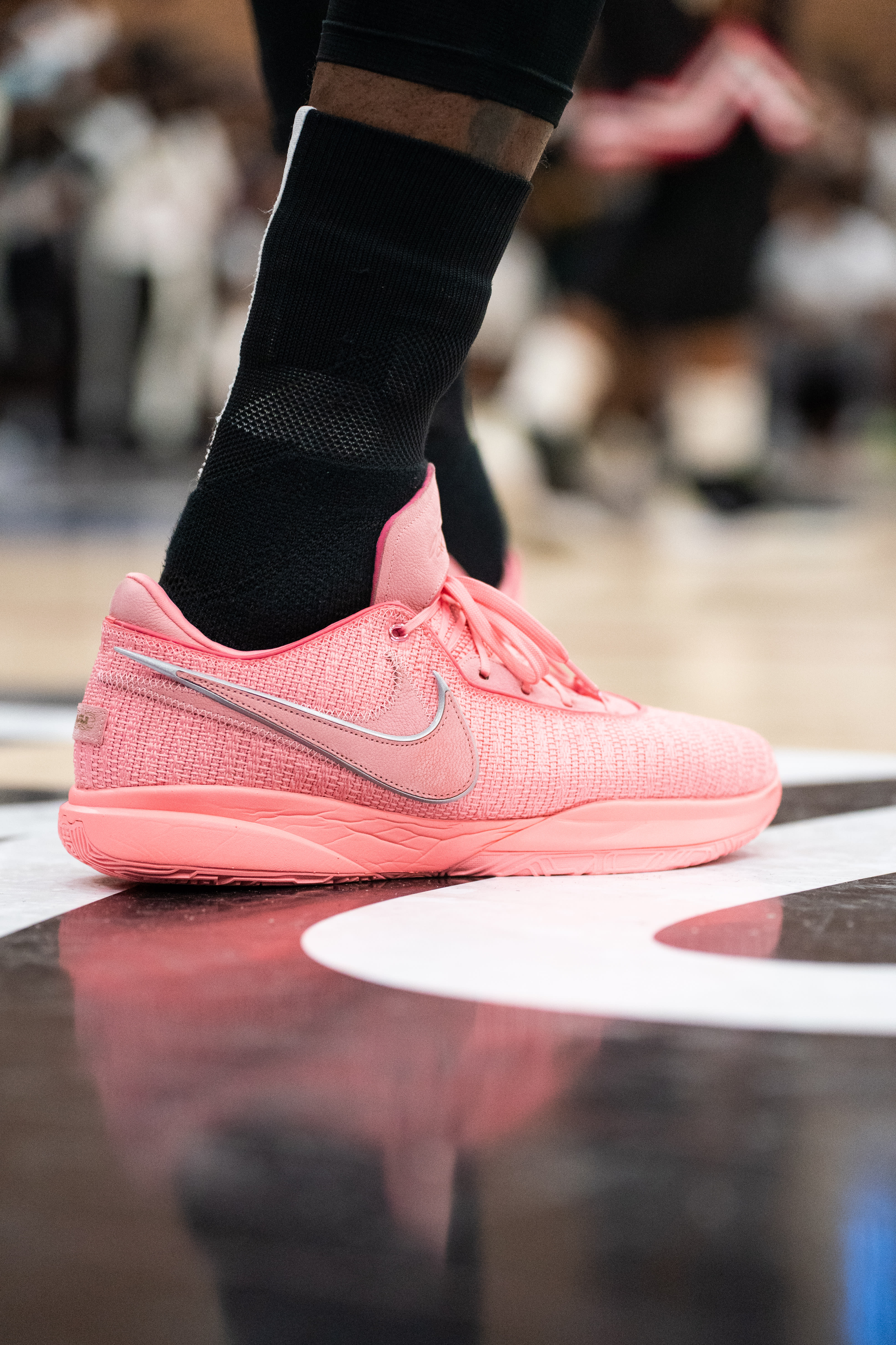 LeBron James Nike LeBron 20 XX Pink Drew League 2022 Release Date