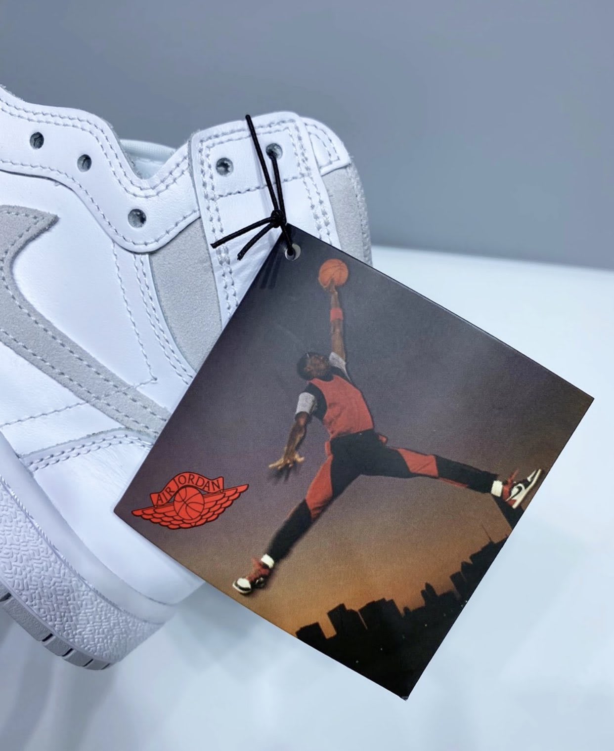 jordan 1 hang tag